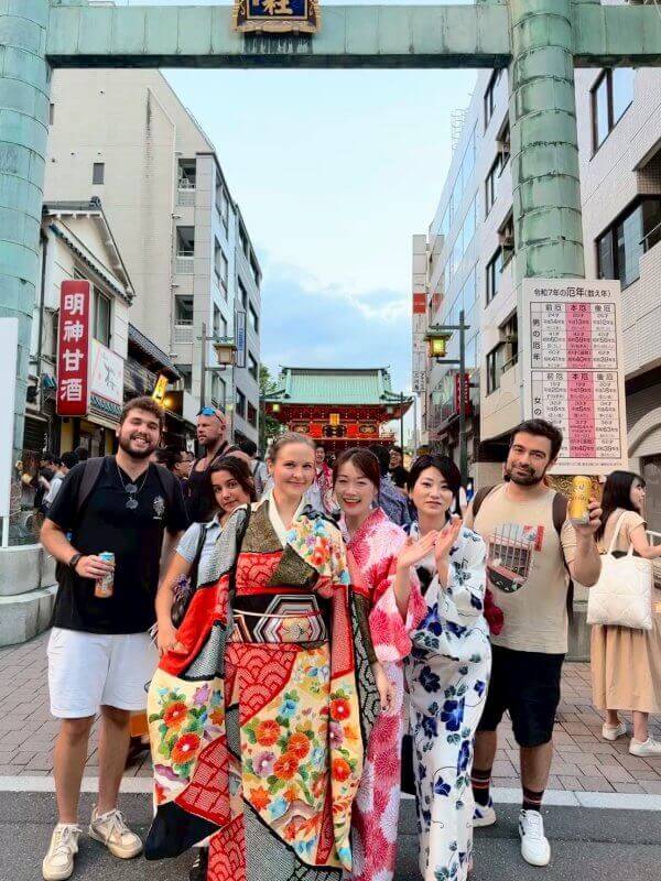 Kimono Walking in Tokyo