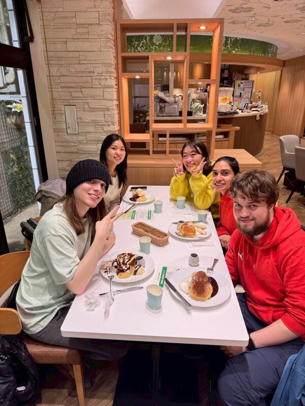 Going for Lunch with Elli